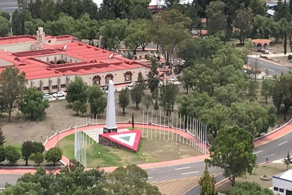 Vincula tu libro de Historia de cuarto grado, el bloque IV, el del Virreinato, con el Aeropuerto Internacional General Felipe Ángeles