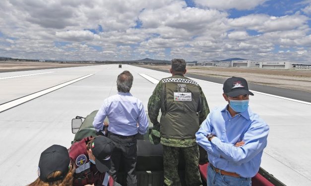 Grupo IUSA visita el AIFA